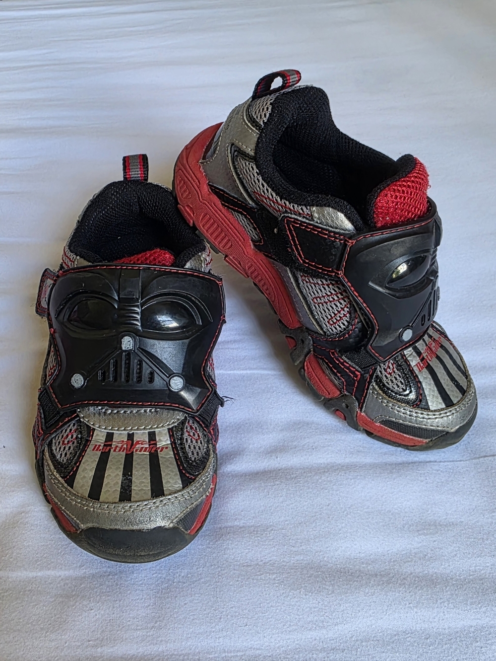 Stride Rite Star Wars Kids Darth Vader Sneakers - Sound And Light DO NOT Work